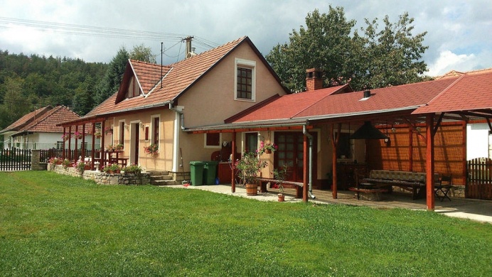 Patakparti Kemencés Vendégház