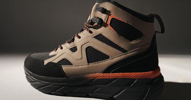 Mi alapján érdemes túracipőt választani terepre?