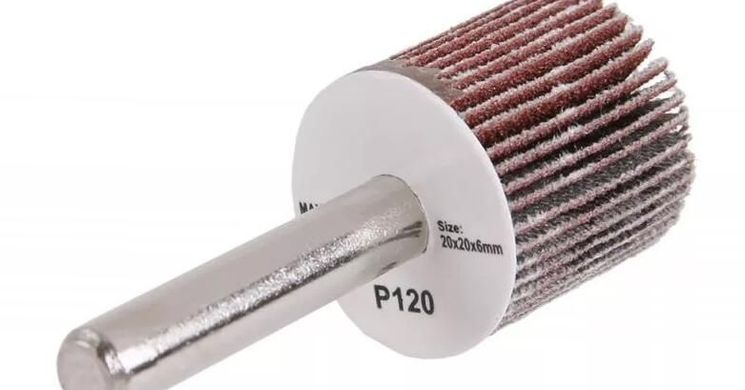 A fúrógép lehetőségei: csiszolás és még több