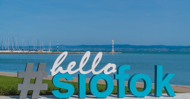 Siófoki Tavasz - vibráló feltöltődés a Balaton partján