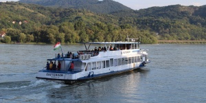 Szob hajó menetrend 2026 - Visegrád - Esztergom Dunakanyar sétahajó körjárat