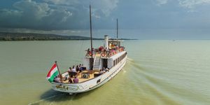 Keszthelyi hajózás 2026 - Menetrendi és sétahajó járatok