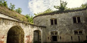 Monostori Erőd látogatás Komárom 2026 - történelmi túra és élmények minden korosztálynak