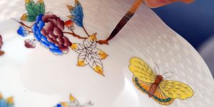 Porcelánfestő tanfolyam 2026 - alkotás és élmény a Herendi Porcelánmanufaktúrában