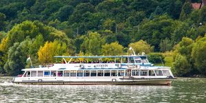 Hajóbérlés Visegrád 2026 - Kirándulóhajók és rendezvényhajók bérlése