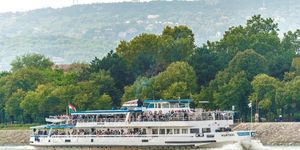 Zebegény hajóbérlés 2026 -  Kirándulóhajók és rendezvényhajók bérlése