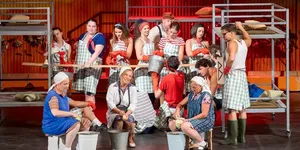 Szép nyári nap - Neoton musical | Veres 1 Színház előadása
