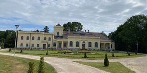 Holitscher Kastély és Látogatóközpont