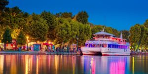 Bulihajó Siófok 2026 - Diszkóhajó a Balaton közepén