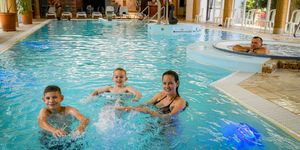 Családi nyaralás Harkányban, wellness kikapcsolódás a Dráva Hotel Thermal Resort****-ban