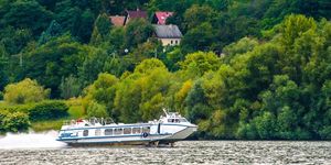 Visegrád Esztergom hajó 2026 - Szárnyashajós utazás a Dunakanyarban