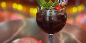 Happy hour Budapesten minden kedden délután, gin-tonikkal vagy Aperollal várunk Retró Bisztrónkban