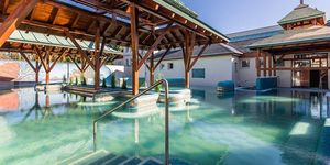 3 éjszaka wellness, tavaszi kikapcsolódás korlátlan termál- és élménymedence használattal Mosonmagyaróváron