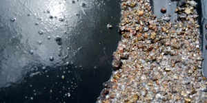 Aranymosás a Mátrában tavasztól ősz végéig, vagy egyéb természetes vizeknél fagymentes időben