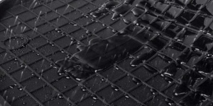 Hogyan tisztítható az autószőnyeg őszi kirándulások után?