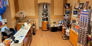 Érsekségi Ajándék és Könyvesbolt Veszprém