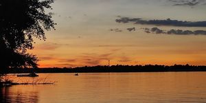 Csónakház Lábatlan