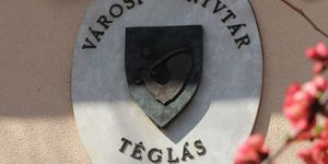  Téglási Városi Könyvtár és Művelődési Ház