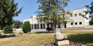  Ady Endre Művelődési Központ és Könyvtár Nyergesújfalu