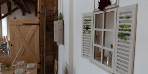 Tejjel Mézzel Étterem Göncruszka