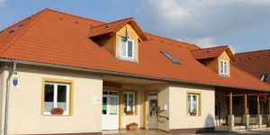 Kulcs Községi Faluház, Könyvtári, Információs és Közösségi hely