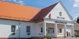 Ertl Pálné Művelődési Ház és Könyvtár Litér