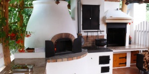 Kemence Bolt Balatonendréd