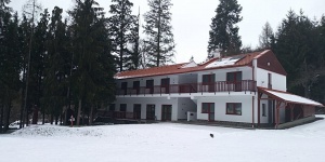 Fenyvespusztai Erdészeti Erdei Iskola Tar