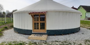 Szent Márton Jurtaszállás