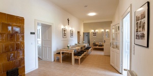 Szent György Zarándokszállás Romhány